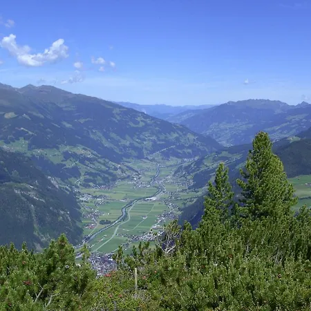 - Monika Sporer * Hippach