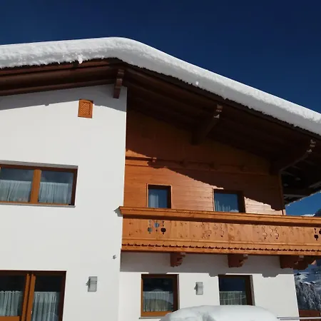 Appartement - Monika Sporer *