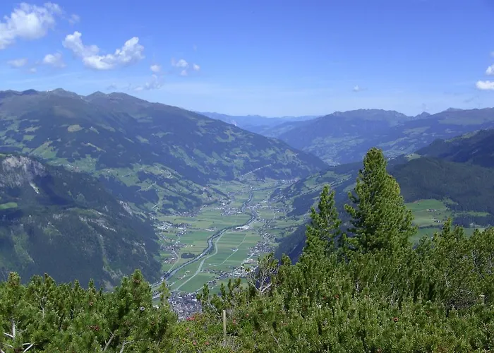 - Monika Sporer * Hippach