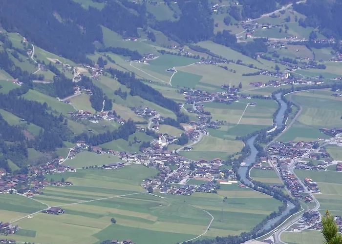 - Monika Sporer Appartement